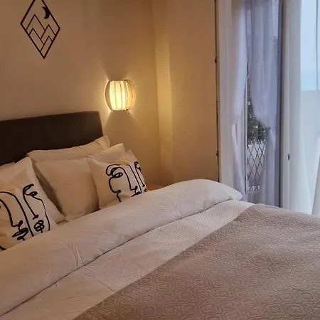 Bamboo Apartment *
