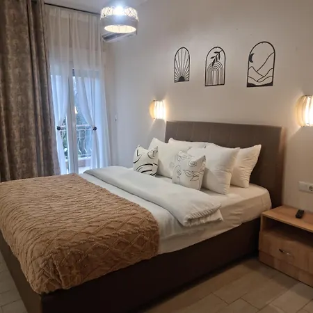 Bamboo Apartment *